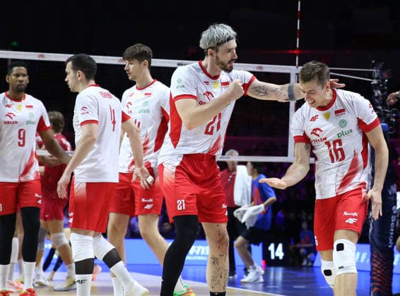 (260802) -- NINGBO, Aug. 2, 2026 -- Players of Poland celebrate scoring during the final match between Poland and the United States at the 2026 Volleyball Nations League (VNL) Men s Final Round in Ningbo, east China s Zhejiang Province, Aug. 2, 2026. (Photo by Xinhua) (SP)CHINA-NINGBO-VOLLEYBALL-VOLLEYBALL NATIONS LEAGUE-FINAL (CN) SuoxXianglu 