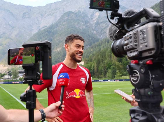 RB Leipzig - AUT Trainingslager Bundesliga Saalfelden, 02.08.2026, Gut Brandlhof, Fussball, Bundesliga, GER , RB Leipzig - Trainingslager in Saalfelden am Steinernen Meer AUT. , Im Bild: Romulo (40, RB Leipzig) im Interview. , *** RB Leipzig (AUT) Training Camp, Bundesliga, Saalfelden, August 2, 2026, Gut Brandlhof, Soccer, Bundesliga, GER, RB Leipzig Training Camp in Saalfelden am Steinernen Meer (AUT), Pictured: Romulo 40, RB Leipzig in an interview, Picture Point