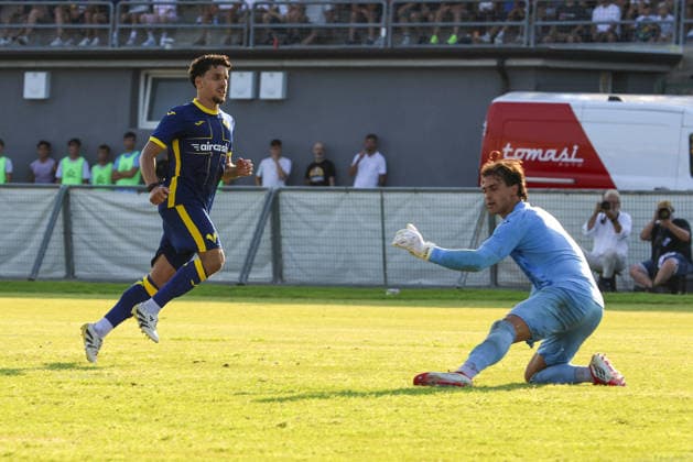 SOCCER - Friendly Match - Hellas Verona vs. Lecco Photo by IPA ABACAPRESS.COM87193936 - Abdou Harroui of Hellas Verona FC scores a goal during the match between Hellas Verona FC and Calcio Lecco 1912, the 4th preseason friendly, at the Campo Sportivo Comunale in Villafranca di Verona (VR), on August 2, 2026. Verona Italy  Copyright: xIPAxSport ABACAx