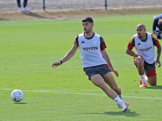 IPA87195195 - Cardiff, July 31, 2026. AS Roma training sessions at the 2026–2027 training camp. Pictured: Koulierakis, Malen (Photo by Gino Mancini)  Copyright: xGinoxMancini IPAxSportx xx 87195195