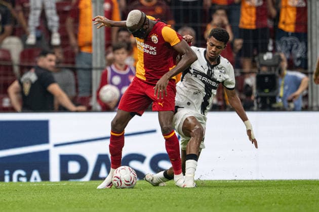 Galatasaray v Rennes - Friendlies ISTANBUL, TURKIYE - AUGUST 2: Victor Osimhen (L) of Galatasaray in action during friendlies between Galatasaray and Rennes at RAMS Park in Istanbul, Turkiye on August 2, 2026. Celal Gunes Anadolu Istanbul Turkey. Editorial use only. Please get in touch for any other usage.  Copyright: x2026xAnadoluxCelalxGunesx