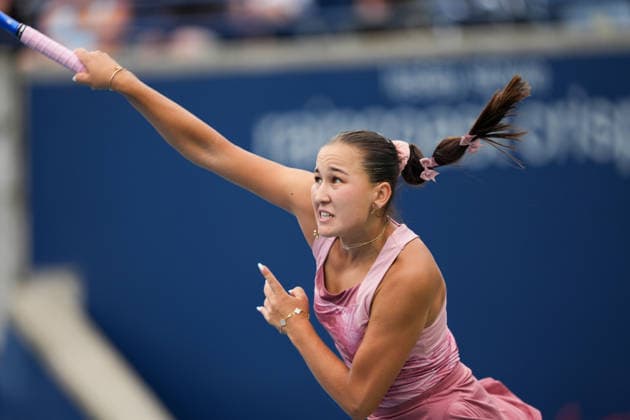 National Bank Open 2026 - Day 2 TORONTO, CANADA - AUGUST 2 : Kamilla Rakhimova of Uzbekistan in action against Venus Williams of the United States in the round of 128 during the WTA, Tennis Damen 1000 National Bank Open in Toronto, Ontario, Canada on August 2, 2026. Mert Alper Dervis Anadolu Toronto Canada. Editorial use only. Please get in touch for any other usage.  Copyright: x2026xAnadoluxMertxAlperxDervisx