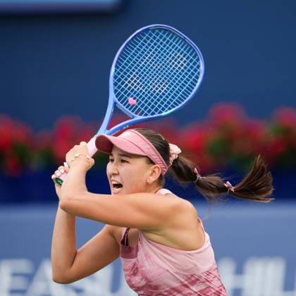 National Bank Open 2026 - Day 2 TORONTO, CANADA - AUGUST 2 : Kamilla Rakhimova of Uzbekistan in action against Venus Williams of the United States in the round of 128 during the WTA, Tennis Damen 1000 National Bank Open in Toronto, Ontario, Canada on August 2, 2026. Mert Alper Dervis Anadolu Toronto Canada. Editorial use only. Please get in touch for any other usage.  Copyright: x2026xAnadoluxMertxAlperxDervisx