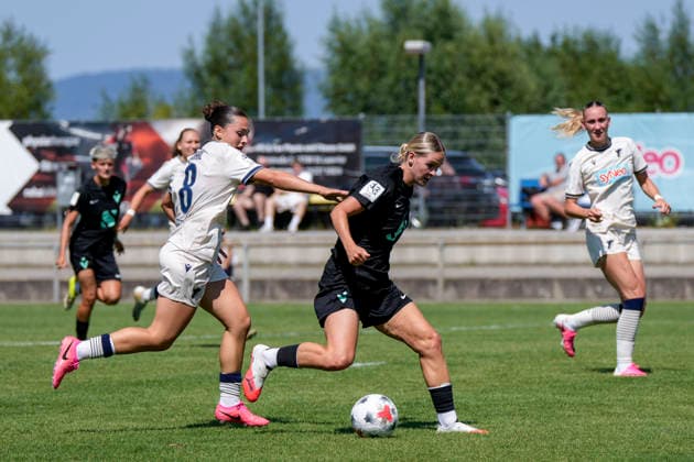 v.li.: Madita Röhrl (TSG II, 8), Melina Reuter (Viktoria, 7), Zweikampf, Spielszene, Duell, duel, tackle, tackling, Dynamik, Action, Aktion, 02.08.2026, St. Leon-Rot (Deutschland), Fussball, 2. Frauen-Bundesliga, TSG 1899 Hoffenheim U20 - FC Viktoria Berlin, DFB DFL REGULATIONS PROHIBIT ANY USE OF PHOTOGRAPHS AS IMAGE SEQUENCES AND OR QUASI-VIDEO. *** v li Madita Röhrl TSG II, 8, Melina Reuter Viktoria, 7, tackle, game scene, duel, tackle, tackling, dynamism, action, 02 08 2026, St. Leon-Rot, Germany, soccer, Women’s Bundesliga 2, TSG 1899 Hoffenheim U20 vs. FC Viktoria Berlin, DFB and DFL regulations prohibit any use of photographs as image sequences and or quasi-video xozx