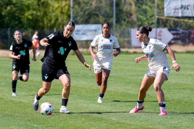 v.li.: Leyila Aydin (Viktoria, 47) am Ball, Madita Röhrl (TSG II, 8), Aktion, Action, Spielszene, 02.08.2026, St. Leon-Rot (Deutschland), Fussball, 2. Frauen-Bundesliga, TSG 1899 Hoffenheim U20 - FC Viktoria Berlin, DFB DFL REGULATIONS PROHIBIT ANY USE OF PHOTOGRAPHS AS IMAGE SEQUENCES AND OR QUASI-VIDEO. *** v li Leyila Aydin Viktoria, 47 with the ball, Madita Röhrl TSG II, 8, action, game play, 02 08 2026, St. Leon-Rot, Germany, soccer, Women’s Bundesliga 2, TSG 1899 Hoffenheim U20 vs. FC Viktoria Berlin, DFB and DFL regulations prohibit any use of photographs as image sequences and or quasi-video xozx
