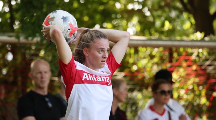 2026.08.02, Deutschland, Stuttgart, Fußball VfB Stuttgart Frauen vs. Spvgg Greuther Fürth, Joy Castor (VfB) *** August 2, 2026, Germany, Stuttgart, Soccer: VfB Stuttgart Women vs. Spvgg Greuther Fürth, Joy Castor VfB