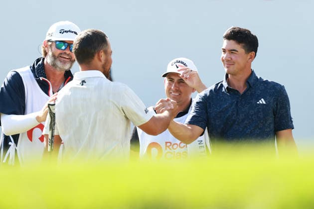 Rocket Classic DETROIT, MICHIGAN - AUGUST 2: Michael Thorbjornsen shakes hands with Xander Schauffele after completing the 18th hole during the final round of the Rocket Classic 2026 at the Detroit Country Club in Detroit, Michigan, MI, USA Sunday, August 2, 2026. Detroit Michigan United States  Copyright: xJorgexLemusx originalFilename:lemus-rocketcl260802_np13a.jpg