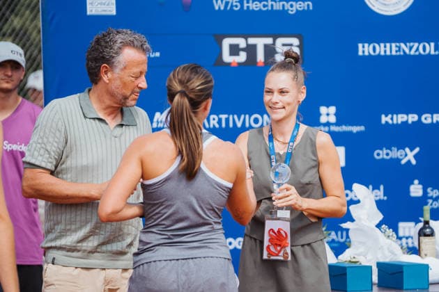 Oliver Unger (Vorstand TC Hechingen) und Sarah Sprauer (Players Desk Ladies Open Hechingen), Tennis, 27. CTS Ladies Open Hechingen, 02.08.2026, Tennis, 27. CTS Ladies Open Hechingen, 02.08.2026, Hechingen *** Oliver Unger, Board Member of TC Hechingen, and Sarah Sprauer, Players Desk, Hechingen Ladies Open; Tennis, 27 CTS Hechingen Ladies Open, August 2, 2026; Tennis, 27 CTS Hechingen Ladies Open, August 2, 2026; Hechingen Copyright: xEibner-Pressefoto MaxxVogelx EP_MVL