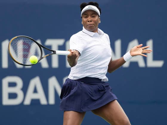 (260803) -- TORONTO, Aug. 3, 2026 -- Venus Williams of the United States returns the ball during the first round of the women s singles match between Kamilla Rakhimova of Uzbekistan and Venus Williams of the United States at the 2026 National Bank Open tennis tournament in Toronto, Canada, Aug. 2, 2026. (Photo by Xinhua) (SP)CANADA-TORONTO-TENNIS-NATIONAL BANK OPEN-WOMEN S SINGLES ZouxZheng 