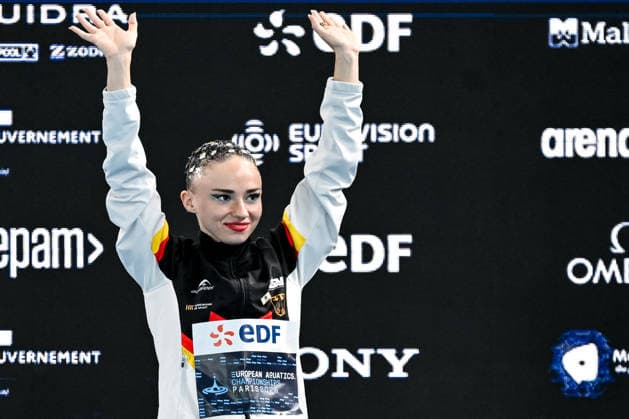 Klara Bleyer of Germany celebrates after winning the silver medal in the artistic swimming Solo Free Women Final during the European Aquatics Championships at the Olympic Aquatic Center in Paris (France), August 3, 2026. Andrea Masini Deepbluemedia Insidefoto