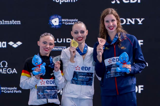 France, Paris, Centre Aquatique Olympique Metropole du Grand Paris, 03.08.2026, European Aquatics Championships Artistic Swimming, Day 4, Womens Solo Free FINAL, Silver Medal Winner, Klara Bleyer of Germany, Gold Medal Winner Vasilina Khandoshka of Neutral Athletes A (Belarus) and Bronze Medal Winner Iris Tio Casas of Spain, Photo by Eibner Pressefoto Tino Henschel European Aquatics Championships Artistic Swimming, Day 4, Womens Solo Free FINAL Paris *** France, Paris, Centre Aquatique Olympique Metropole du Grand Paris, August 3, 2026, European Aquatics Championships – Artistic Swimming, Day 4, Women’s Solo Free FINAL, Silver Medalist Klara Bleyer of Germany, Gold Medalist Vasilina Khandoshka of Neutral Athletes (Belarus), and Bronze Medalist Iris Tio Casas of Spain, Photo by Eibner Pressefoto Tino Henschel, European Aquatics Championships – Artistic Swimming, Day 4, Women’s Solo Free FINAL, Paris Copyright: xEibnerxPressefotox