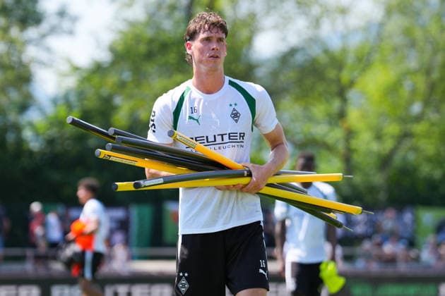 03.08.2026, xydrx, Fußball, Trainingslager, Borussia Mönchengladbach, Saison 2026 2027, Stadion am Birkenmoos: Philipp Sander (Borussia Moenchengladbach, 16) DFB regulations prohibit any use of photographs as image sequences and or quasi-video. *** August 3, 2026, xydrx, soccer, training camp, Borussia Mönchengladbach, 2026–2027 season, Stadion am Birkenmoos, Philipp Sander, Borussia Mönchengladbach, 16. DFB regulations prohibit any use of photographs as image sequences and or quasi-video. Copyright: HMBxMedia YannisxDreimann