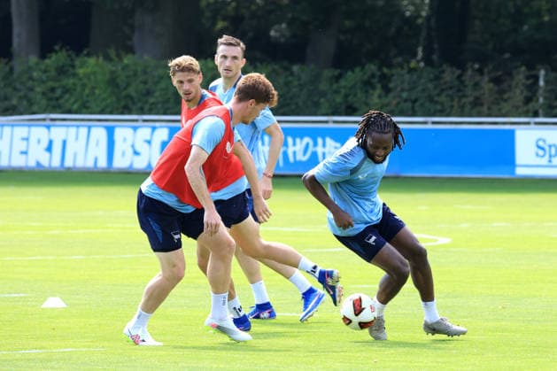 03.08.2026, DEU GER, Fussball , 2.Fussballbundesliga, Saison 2026 2027), Sportforum, Hertha BSC, Training Sebastian Groenning (Hertha BSC Berlin 17), Deyovaisio Zeefuik (Hertha BSC Berlin 42), Marton Dardai (Hertha BSC Berlin 31), Niklas Kolbe (Hertha BSC Berlin 27) 2. Liga: DFB DFL regulations prohibit any use of photographs as image sequences and or quasi-video) Berlin Sportforum Berlin Deutschland *** August 3, 2026, Germany, Soccer, 2. Bundesliga, 2026–2027 season, Sportforum, Hertha BSC, Training: Sebastian Groenning (Hertha BSC Berlin, 17), Deyovaisio Zeefuik (Hertha BSC Berlin, 42), Marton Dardai, Hertha BSC Berlin 31, Niklas Kolbe, Hertha BSC Berlin 27, 2. Bundesliga, DFB and DFL regulations prohibit any use of photographs as image sequences and or quasi-video. Berlin Sportforum, Berlin, Germany Copyright: xNordphotox xEnglerx