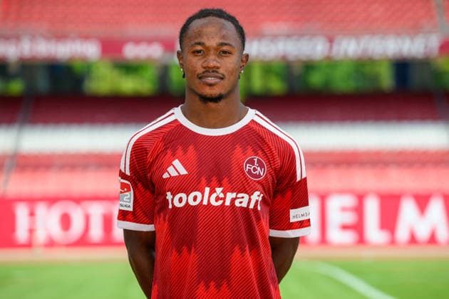 30.07.2026 - 1. FC Nürnberg FCN ( Club ) - 2. Fussball Bundesliga BL - Saison 2026 2027 - Fototermin Porträttermin Vorstellung Präsentation Pressetermin - - xwoxzix - Einzelbild Einzelfoto Portrait Porträt Kopfbild - Mohamed Ali Zoma (23, 1. FC Nürnberg FCN ) *** July 30, 2026 1 FC Nuremberg FCN Club 2 Soccer Bundesliga BL 2026–2027 Season Photo Shoot Portrait Session Introduction Presentation Press Event xwoxzix Single Image Individual Photo Portrait Headshot Mohamed Ali Zoma, 23, 1 FC Nuremberg FCN