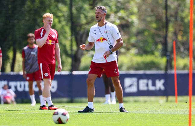 RB Leipzig - AUT Trainingslager Bundesliga Saalfelden, 03.08.2026, Gut Brandlhof, Fussball, Bundesliga, GER , RB Leipzig - Trainingslager in Saalfelden am Steinernen Meer AUT. , Im Bild: Trainer Martin Demichelis, RB Leipzig. Li.: Nicolas Seiwald (13, RB Leipzig) , *** RB Leipzig (AUT) Training Camp, Bundesliga, Saalfelden, August 3, 2026, Gut Brandlhof, Soccer, Bundesliga, GER, RB Leipzig Training Camp in Saalfelden am Steinernen Meer (AUT), Pictured: Coach Martin Demichelis, RB Leipzig s Nicolas Seiwald (13), RB Leipzig, Picture Point