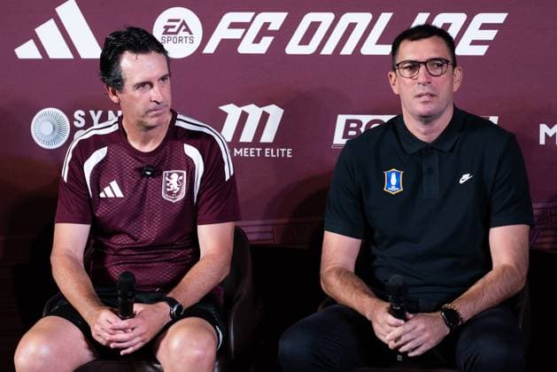 August 3, 2026, Pathum Thani, Thailand: Unai Emery (L), Head coach of Aston Villa FC, and Vladimir Vujovic (R), Head coach of BG Pathum United, attend a press conference, PK, Pressekonferenz .Aston Villa FC will play against BG Pathum United on August 4, 2026, as part of the Aston Villa Asia Tour at True BG Stadium in Pathum Thani, Thailand. Pathum Thani Thailand - ZUMAs197 20260803_aaa_s197_044 Copyright: xPeeraponxBoonyakiatx