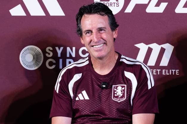 August 3, 2026, Pathum Thani, Thailand: Unai Emery, Head coach of Aston Villa FC, attends a press conference, PK, Pressekonferenz .Aston Villa FC will play against BG Pathum United on August 4, 2026, as part of the Aston Villa Asia Tour at True BG Stadium in Pathum Thani, Thailand. Pathum Thani Thailand - ZUMAs197 20260803_aaa_s197_049 Copyright: xPeeraponxBoonyakiatx