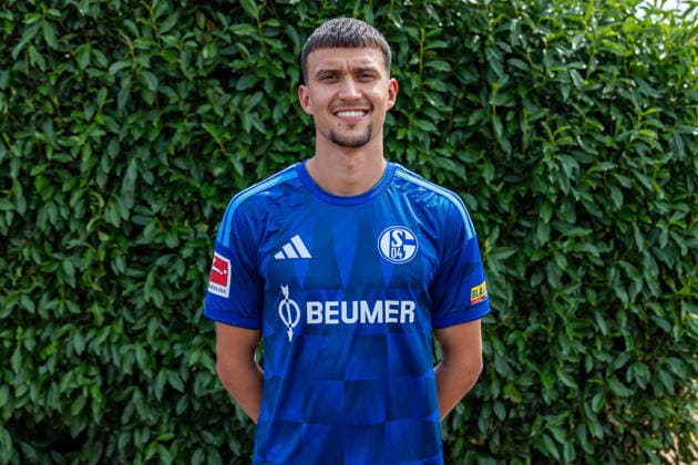 03.08.2026, Porträttermin 2026 2027 beim FC Schake 04, 1. Bundesliga, , Dejan Ljubicic (FC Schalke 04). Gelsenkirchen Veltins Arena NRW Deutschland xRHR-FOTO DEx *** August 3, 2026, Photo shoot for the 2026–2027 season at FC Schalke 04, Bundesliga 1, , Dejan Ljubicic, FC Schalke 04, Gelsenkirchen, Veltins Arena, North Rhine-Westphalia, Germany, xRHR, PHOTO DEx Copyright: DennisxEwert RHR-FOTOx RHR-FOTO DE