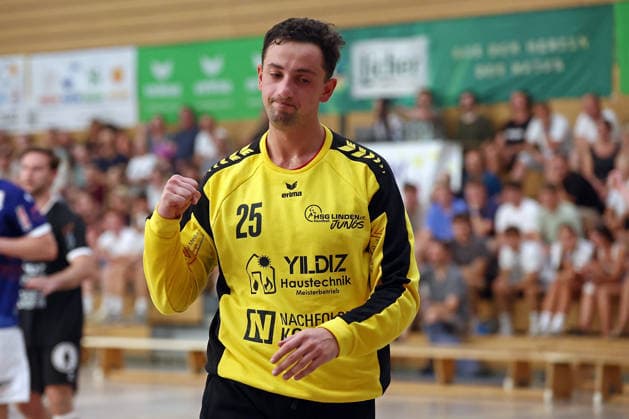 03.08.2026, xovx, Handball Lindencup, HSG Pohlheim - HSG Linden Jubel bei Aristotelis Moutopoulos (HSG Linden) Linden Stadthalle Hessen Deutschland (DE) *** August 3, 2026, xovx, Lindencup Handball, HSG Pohlheim vs. HSG Linden; Aristotelis Moutopoulos celebrates; HSG Linden; Linden City Hall; Hesse; Germany; DE