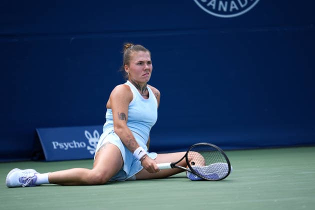 National Bank Open 2026 - Day 3 TORONTO, CANADA - AUGUST 3 : Oleksandra Oliynykova of Ukraine in action against Karolina Pliskova of Czech Republic in the round of 128 during the WTA, Tennis Damen 1000 National Bank Open in Toronto, Ontario, Canada on August 3, 2026. Mert Alper Dervis Anadolu Toronto Canada. Editorial use only. Please get in touch for any other usage.  Copyright: x2026xAnadoluxMertxAlperxDervisx