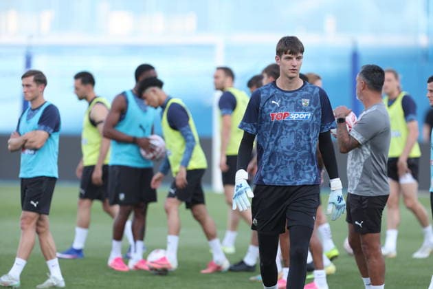 Croatia, Zagreb, 030826. Maksimir Stadium. Training of Kauno Zalgiris before the match of the third round of UEFA Champions League qualification against GNK Dinamo. Photo: Ranko Suvar CROPIX Zagreb Croatia Copyright: xxRankoxSuvarx zalgiris_trening10-030826