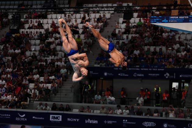 Artistic Swimming, Men s Synchronised 3m Springboard , Jules BOUYER Alexis JANDARD from France at the European Aquatics Championships Paris 2026, Paris, August 03, 2026 .  Copyright: xGianxMattiaxD Alberto LaPressex
