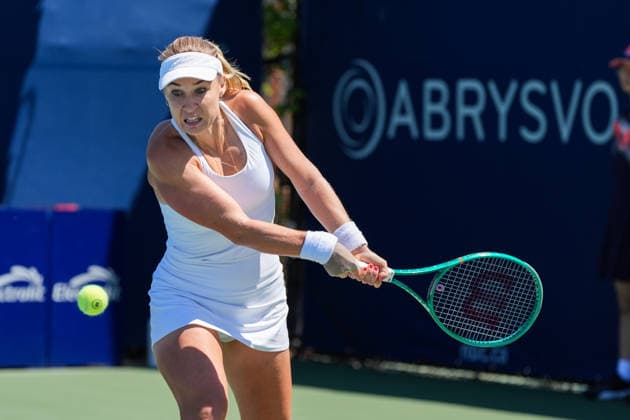WTA, Tennis Damen Masters 1000 National Bank Open Toronto 2026 - Round of 128 - Day 3 Anna Blinkova of Russia returns a backhand during the Women™s Singles round of 128 match against Rebecca Sramkova of Slovakia on day 3 of the WTA Masters 1000 National Bank Open at Sobeys Stadium on August 3, 2026, in Toronto, Canada. (Photo by Leonardo Ramirez Eyepix Group) Copyright: xLeonardoxRamirezx xEyepixxGroupx LR03082026-08221