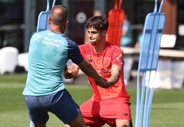 GER, Trainingslager Bayer 04 Leverkusen - Blankenhain 03.08.2026, Blankenhain, GER, Saison 2026 2027, 1.Bundesliga, Bayer 04 Leverkusen - Trainingslager im Bild Anfonso Moreira (Leverkusen) bei einer Uebung DFL regulations prohibit any use of photographs as image sequences and or quasi-video *** GER, Bayer 04 Leverkusen Training Camp in Blankenhain, August 3, 2026, Blankenhain, GER, 2026–2027 Season, Bundesliga 1, Bayer 04 Leverkusen Training Camp in Pictures: Afonsô Moreira of Leverkusen during an exercise. DFL regulations prohibit any use of photographs as image sequences and or quasi-video.