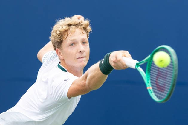 August 3, 2026, Montreal, Quebec, Canada: MARTIN LANDALUCE from Spain backhand in match against Nicolas Mejia from Colombia in first round at Canadian Open at IGA stadium in Montreal, Quebec, Canada on 2026-08-03 Montreal Canada - ZUMAl189 20260803_zsp_l189_027 Copyright: xYannickxLegarex