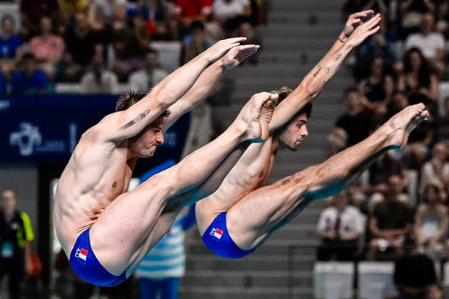 Jules Bouyer of France, Alexis Jandard of France compete in the Diving 3m Springboard Synchro Men Final with the coaches during the European Aquatics Championships at the Olympic Aquatic Center in Paris (France), August 3, 2026. Andrea Masini Deepbluemedia Insidefoto