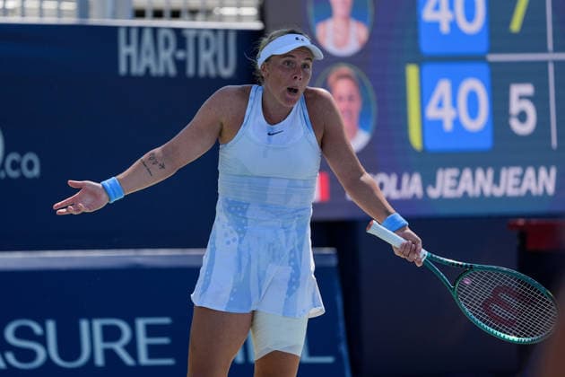 WTA, Tennis Damen Masters 1000 National Bank Open Toronto 2026 - Round of 128 - Day 3 Leolia Jeanjean of France reacts during the Women™s Singles round of 128 match against Magdalena French of Poland on day 3 of the WTA Masters 1000 National Bank Open at Sobeys Stadium on August 3, 2026, in Toronto, Canada. (Photo by Leonardo Ramirez Eyepix Group) Copyright: xLeonardoxRamirezx xEyepixxGroupx LR03082026-09904