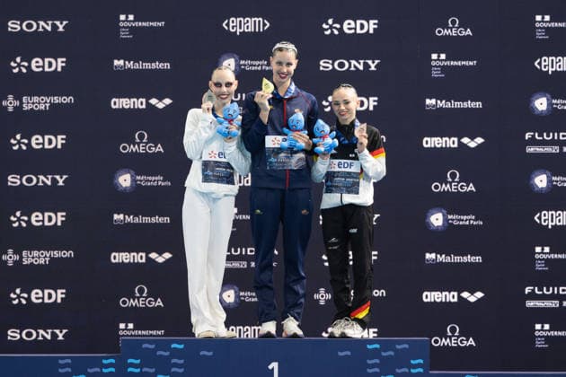 Women solo technical artistic swimming final European Aquatics Championships - Saint-Denis Silver medallist Neutral Athletes artistic swimmer Vasilina Khandoshka (L), gold medallist Spain s artistic swimmer Iris Tio Casas and bronze medallist Germany s artistic swimmer Klara Bleyer celebrate on the podium of the women’s solo technical artistic swimming final event during the LEN European Aquatics Championships, at the Olympic Aquatics Centre in Saint-Denis, northeastern suburbs of Paris, on August 4, 2026. Photo by Raphael Lafargue ABACAPRESS.COM Saint-Denis France  Copyright: xLafarguexRaphael ABACAx