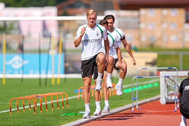 04.08.2026, xydrx, Fußball, Trainingslager, Borussia Mönchengladbach, Saison 2026 2027, Stadion am Birkenmoos: Isac Lidberg (Borussia Moenchengladbach, 3) Enzo Leopold (Borussia Moenchengladbach, 8) Joe Scally (Borussia Moenchengladbach, 29) DFB regulations prohibit any use of photographs as image sequences and or quasi-video. *** August 4, 2026, xydrx, soccer, training camp, Borussia Mönchengladbach, 2026–2027 season, Birkenmoos Stadium, Isac Lidberg, Borussia Mönchengladbach, 3 Enzo Leopold, Borussia Mönchengladbach, 8 Joe Scally, Borussia Mönchengladbach, 29 DFB regulations prohibit any use of photographs as image sequences and or quasi-video Copyright: HMBxMedia YannisxDreimann