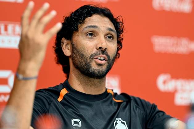 Antwerp FC presents new signing head coach Compper Marvin ANTWERPEN, BELGIUM - AUGUST 04 : New signing head coach of Antwerp FC Compper Marvin talking to the press during his official presentation together with Overmars Marc sports director of Royal Antwerp FC and Jacques Sven general director of Royal Antwerp FC at the Bosuil stadium pressroom on August 04, 2026 in Antwerpen, Belgium, 04 08 2026 Antwerpen Belgium  Copyright: xNicoxVereeckenx