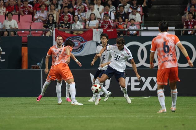SKO, SK Jeju vs. FC Bayern Muenchen,Testspiel, Suedostasien-Reise, Saison 2026-27, 04.08.2026 SKO, Jeju SK vs. FC Bayern Muenchen, Testspiel, Suedostasien-Reise, Saison 2026-27, 04.08.2026 Seogwipo *** SKO, SK Jeju vs. FC Bayern Munich, Friendly Match, Southeast Asia Tour, 2026–27 Season, August 4, 2026 SKO, Jeju SK vs. FC Bayern Munich, Friendly Match, Southeast Asia Tour, 2026–27 Season, April 8, 2026, Seogwipo Copyright: xEibner-Pressefotox EP_JNL