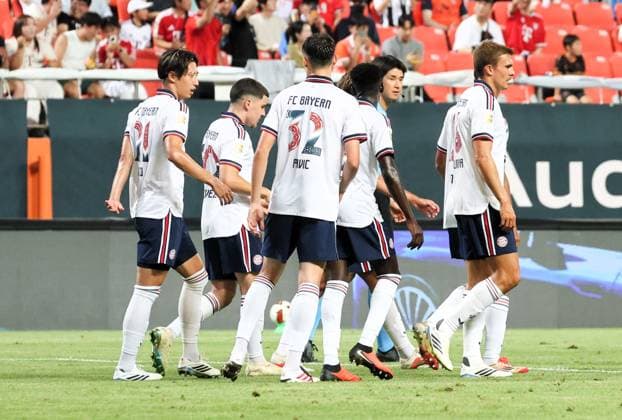 SKO, Jubel beim FC Bayern, Tor zum 0:1 durch die Nummer 30 Cassiano Kiala, SK Jeju vs. FC Bayern Muenchen,Testspiel, Suedostasien-Reise, Saison 2026-27, 04.08.2026 *** SKO, Jubilation at FC Bayern, Goal to make it 0–1 by No. 30 Cassiano Kiala, SK Jeju vs. FC Bayern Munich, Friendly Match, Southeast Asia Tour, 2026–27 Season, April 8, 2026 Copyright: xEibner-Pressefotox EP_JNL