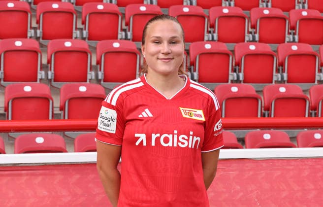 Ida Heikkinen ; 1.FC Union Berlin FCU Fußball 1.BL Bundesliga Frauen Damen Porträttermin Saison 2026 2027 Headshot, Porträt, Portrait, Vorstellung, Präsentation, Pressetermin, GER 04.08.2026 *** Ida Heikkinen 1 FC Union Berlin FCU Soccer 1 BL Bundesliga Women s League Portrait Session 2026–2027 Season Headshot, Portrait, Introduction, Presentation, Press Event, GER 04 08 2026