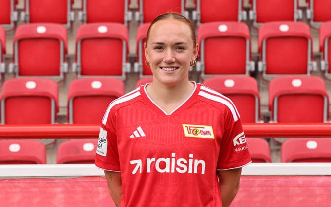 Lisanne Gräwe ; 1.FC Union Berlin FCU Fußball 1.BL Bundesliga Frauen Damen Porträttermin Saison 2026 2027 Headshot, Porträt, Portrait, Vorstellung, Präsentation, Pressetermin, GER 04.08.2026 *** Lisanne Gräwe 1 FC Union Berlin FCU Soccer 1 BL Bundesliga Women s League Portrait Session 2026–2027 Season Headshot, Portrait, Introduction, Presentation, Press Event, GER 04 08 2026