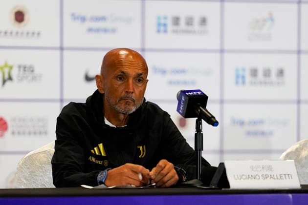 HONGKONG-SOCCER FOOTBALL-FEST Luciano Spalletti, a coach of Juventus FC at press conference, PK, Pressekonferenz at Kai Tan Stadium during the Hong Kong Football Festival 2026 in Hong Kong, August 4, 2026. NEXPHER Vernon Yuen HONG KONG