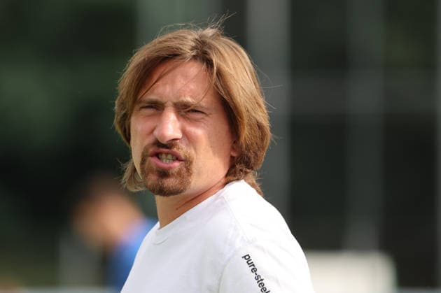 04.08.2026, Fussball, Herren, Testspiel, Saison 2026 2027, Racing Straßburg - SV 07 Elversberg, Trainer Vincent Wagner (SV 07 Elversberg) Haguenau Parc des Sports de Haguenau Grand Est Frankreich (FRA) *** August 4, 2026, Soccer, Men s, Friendly Match, 2026–2027 Season, Racing Strasbourg vs. SV 07 Elversberg, Coach Vincent Wagner, SV 07 Elversberg, Haguenau, Parc des Sports de Haguenau, Grand Est, France, FRA Copyright: xSebastianxBachx
