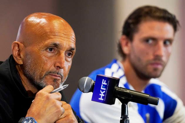 HONGKONG-SOCCER FOOTBALL-FEST Luciano Spalletti and Manuel Locatelli of Juventus FC at press conference, PK, Pressekonferenz at Kai Tan Stadium during the Hong Kong Football Festival 2026 in Hong Kong, August 4, 2026. NEXPHER Vernon Yuen HONG KONG
