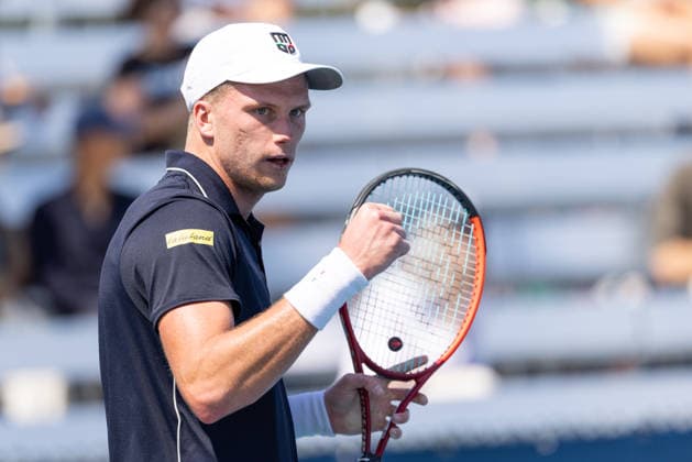 August 4, 2026, Montreal, Quebec, Canada: JENSON BROOKSBY from USA reaction in match against Adam Walton from Australia in first round at Canadian Open at IGA stadium in Montreal, Quebec, Canada on 2026-08-04 Montreal Canada - ZUMAl189 20260804_zsp_l189_024 Copyright: xYannickxLegarex