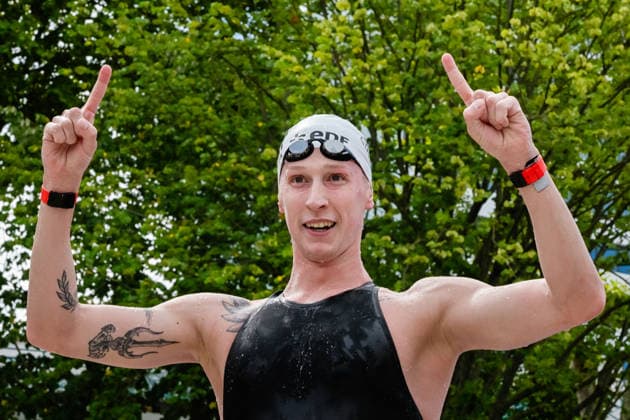 Florian Wellbrock of Germany celebrates after winning the gold medal in the Open Water Men s 10km Final during the European Aquatics Championships at the Olympic Aquatic Center in Paris (France), August 4, 2026. Giorgio Scala DBM - Deepbluemedia Insidefoto