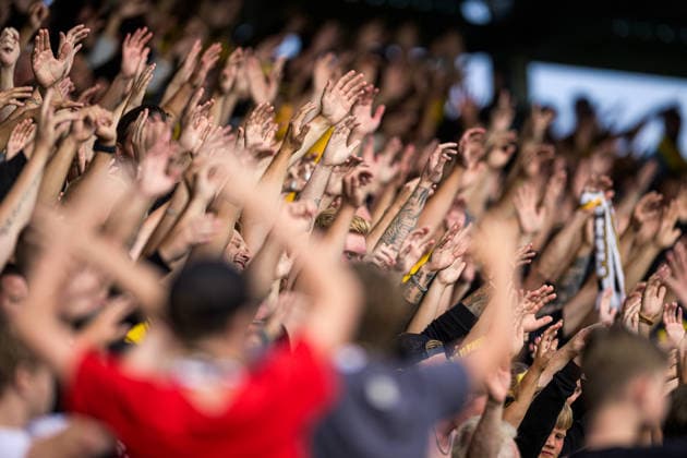 260804 Supporters of Mjällby during the Champions League football qualifying match between Mjällby and Slovan Bratislava on August 4, 2026 in Hällevik. Photo: Christoffer Borg Mattisson BILDBYRAN COP 261 CB0545 fotboll football soccer fotball uefa champions league champions league mjällby slovan bratislava bbeng publik *** August 4, 2026: Mjällby fans during the Champions League soccer qualifying match between Mjällby and Slovan Bratislava on August 4, 2026 in Hällevik. Photo by Christoffer Borg Mattisson, BILDBYRAN COP 261 CB0545 soccer football UEFA Champions League Mjällby Slovan Bratislava BBENG audience  Copyright: CHRISTOFFERxBORGxMATTISSON BB260804CB118