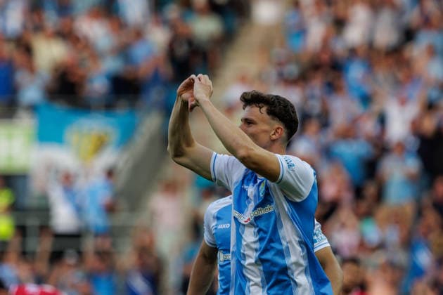 04.08.2026, GER, Regionalliga Nord-Ost, 3. Spieltag, Saison 2026 2027), Chemnitz, Chemnitzer FC - FSV Zwickau David Vogt (Chemnitzer FC 11) jubelt Chemnitz eins-Stadion - An der Gellertstraße Sachsen Deutschland *** August 4, 2026, GER, Regionalliga North East, Matchday 3, 2026–2027 season, Chemnitz, Chemnitzer FC vs. FSV Zwickau, David Vogt, Chemnitzer FC 11 celebrates, Chemnitz Eins Stadium, An der Gellertstraße, Saxony, Germany Copyright: xnordphotoxGmbHx xTrienitzx