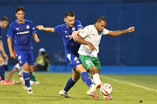 Croatia, Zagreb, 040826. Maksimir Stadium. Football match of the third round of UEFA Champions League qualification, GNK Dinamo - FK Kauno Zalgiris. In the photo: Arber Hoxha, Joris Moutachy. Photo: Damir Krajac CROPIX Copyright: xxDamirxKrajacx dk_dinamo_kauno42-040826