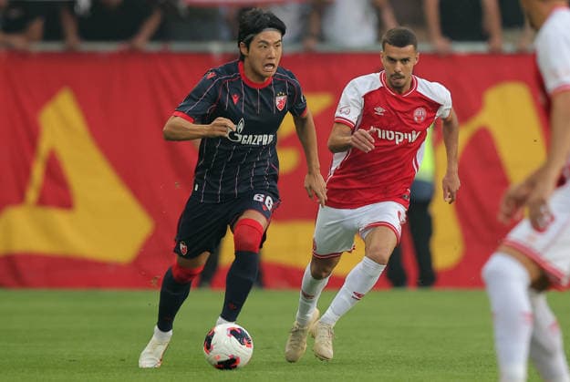 Crvena Zvezda v Hapoel Beer Sheva, UEFA Champions League third qualifying round, first leg, Season 2026 2027 Szombathely, Hungary. 4th August, 2026. Seol Youngwoo during the UEFA Champions League third qualifying round, first leg football match between Crvena Zvezda (Red Star) and Hapoel Be er Sheva at the Haladas Stadium on August 4, 2026 in Szombathely, Hungary. Szombathely Hungary Copyright: xPedjaxMilosavljevicx x