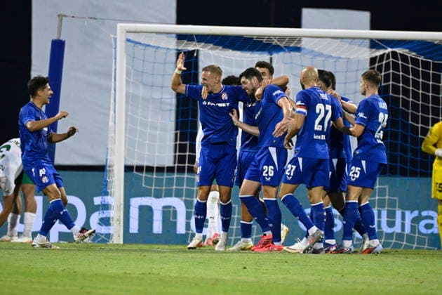 Croatia, Zagreb, 040826. Maksimir Stadium. Football match of the third round of UEFA Champions League qualification, GNK Dinamo - FK Kauno Zalgiris. In the photo: Dinamo players celebrating. Photo: Goran Mehkek CROPIX Zagreb Croatia Copyright: xxGoranxMehkekx gm_dinamo_kauno36-040826
