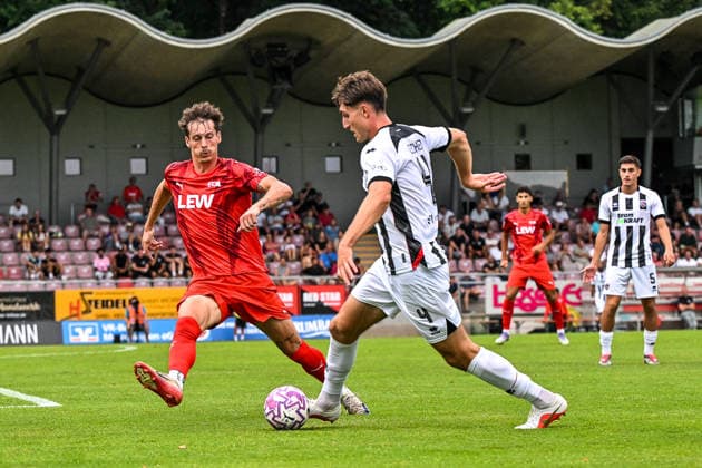 04.08.2026, GER, Fußball, Herren,Toto-Pokal Bayern, Saison 2026 2027, FC Memmingen vs FC Ingolstadt 04 Luis Pfaumann (Memmingen, 10), Elias Decker (Ingolstadt, 4) Memmingen e-con ArenaPark Bayern Deutschland *** August 4, 2026, GER, Soccer, Men s, Bavarian Toto Cup, 2026–2027 Season, FC Memmingen vs. FC Ingolstadt 04 Luis Pfaumann Memmingen, 10; Elias Decker Ingolstadt, 4 Memmingen at ArenaPark Bavaria, Germany Copyright: xNordphotox xHafnerx
