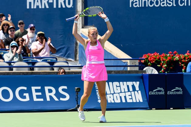 August 4, 2026, Toronto, Ontario, Canada: SARA BEJLEK of the Czech Republic celebrates winning a point during her second-round match against Iga Swiatek of Poland at the National Bank Open, part of the Hologic WTA, Tennis Damen Tour, at Sobeys Stadium. Toronto Canada - ZUMAr228 20260804_znp_r228_020 Copyright: xVasiliyxRyabykhx